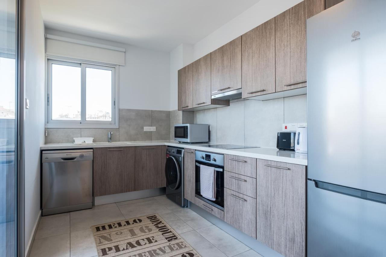 Solaar Apartments Faneromeni Larnaca Dış mekan fotoğraf