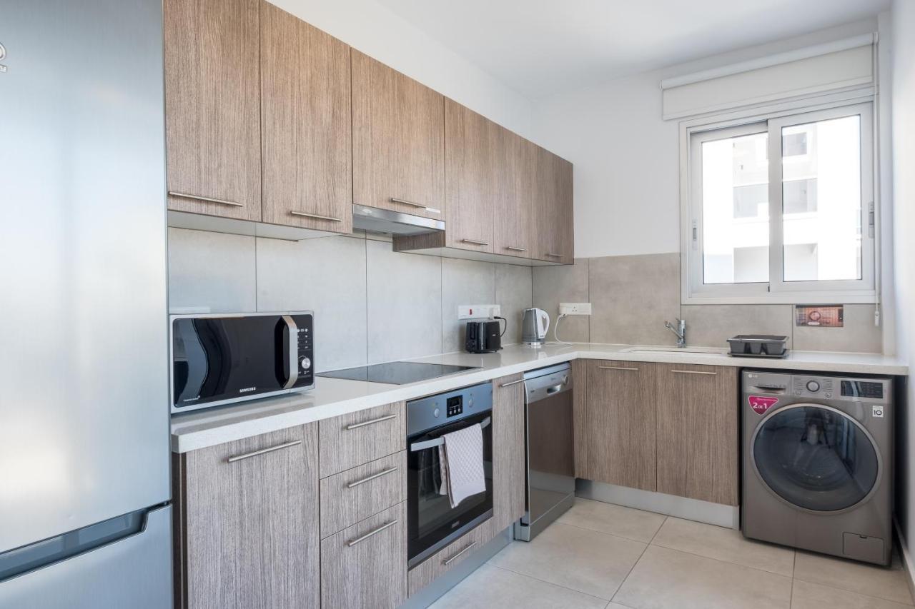 Solaar Apartments Faneromeni Larnaca Dış mekan fotoğraf
