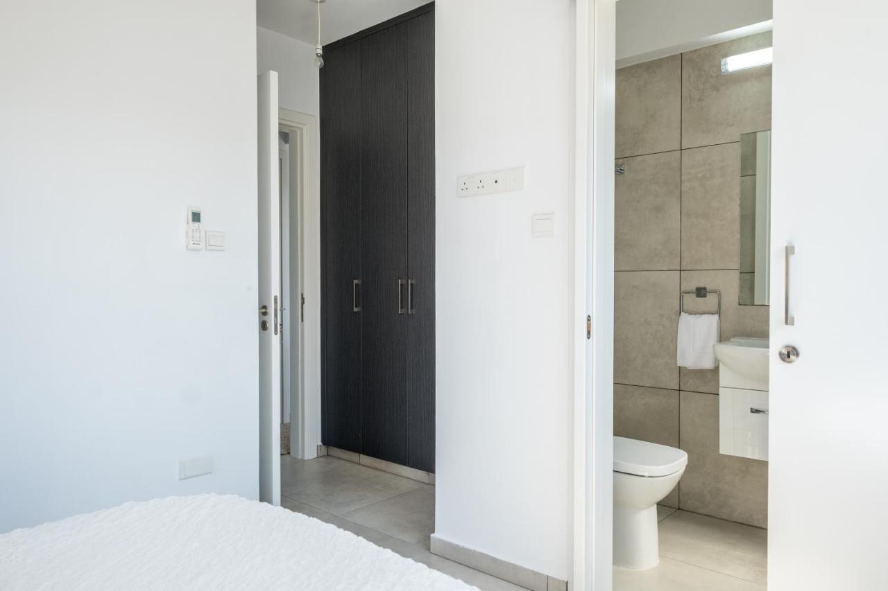 Solaar Apartments Faneromeni Larnaca Dış mekan fotoğraf