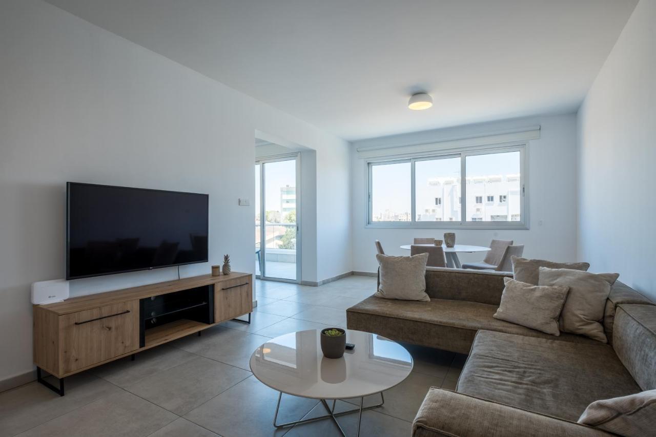 Solaar Apartments Faneromeni Larnaca Dış mekan fotoğraf